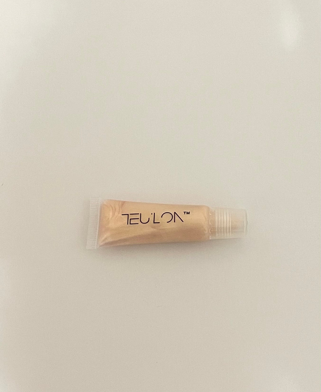 Main Squeeze Lip Sheen